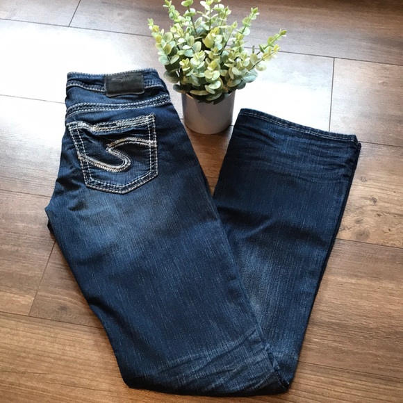 Silver Jeans - Picture 4 of 6